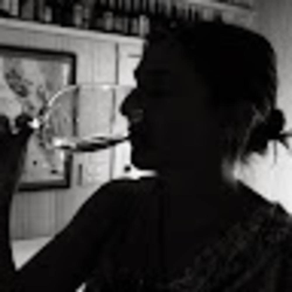 Meet your Posher, Alisa